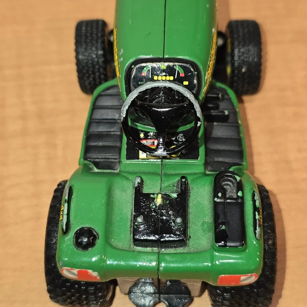 1:16 John Deere X585 Lawn Mower Garden Tractor metal Green &‎ Yellow
